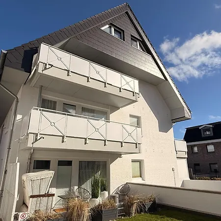 Bismarckstraße 5a, App 1 Kleine Flucht Apartment